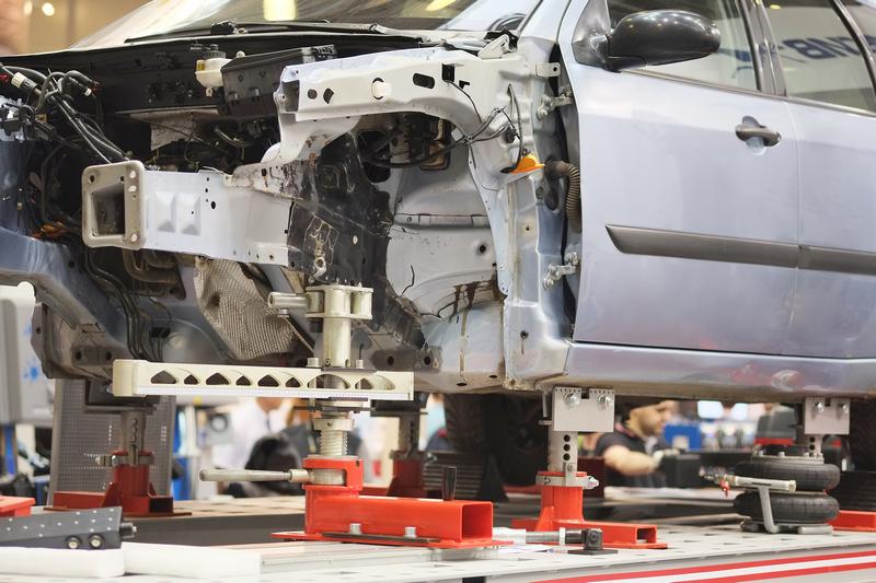 Trustworthy Redmond vehicle frame repair in WA near 98052